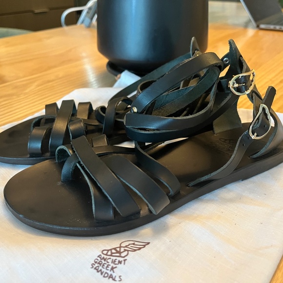 Ancient Greek Sandals Leather Black (Size 38) - Picture 2 of 3